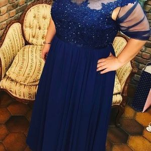 Plus Size Navy Blue Maid of Honor Gown